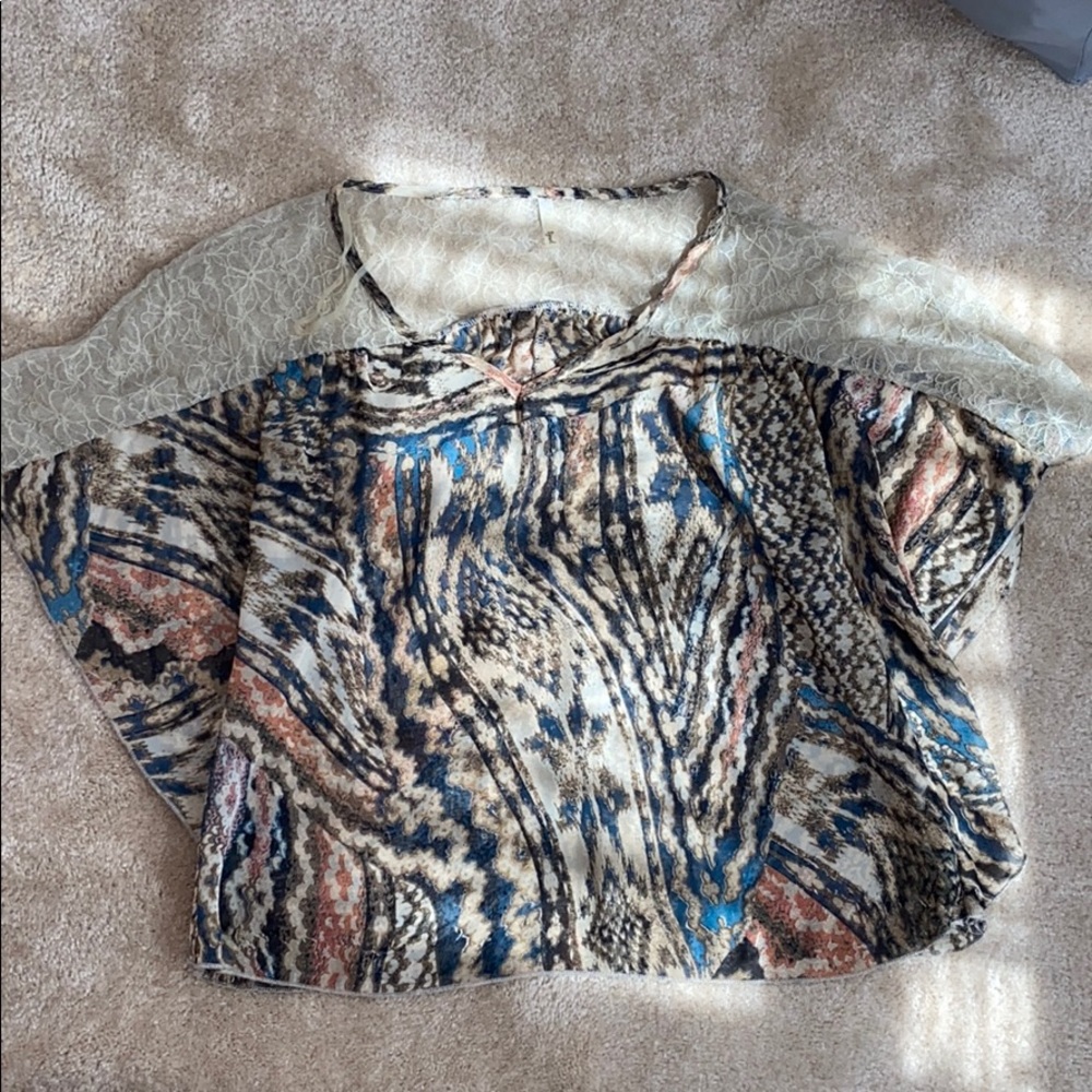 Cute blouse